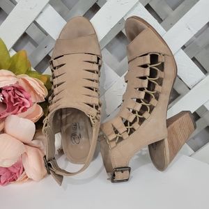 Elites by Walking Cradle Tan Leather Sandal Size 8